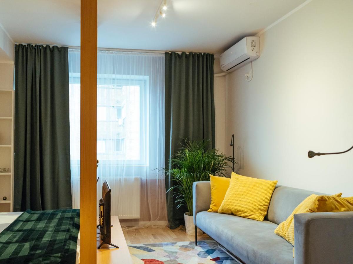 Cosy Studio - Amazing Location - Old Town Бухарест Екстер'єр фото