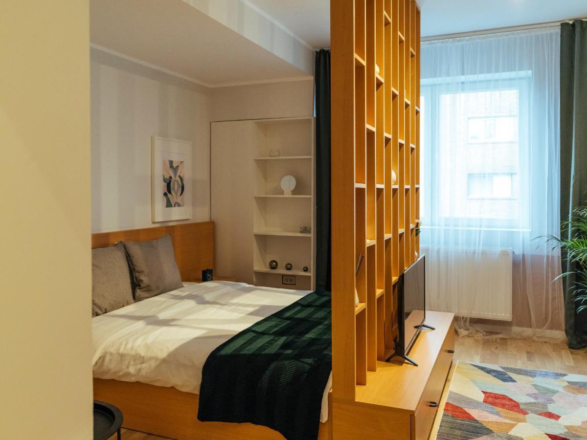 Cosy Studio - Amazing Location - Old Town Бухарест Екстер'єр фото